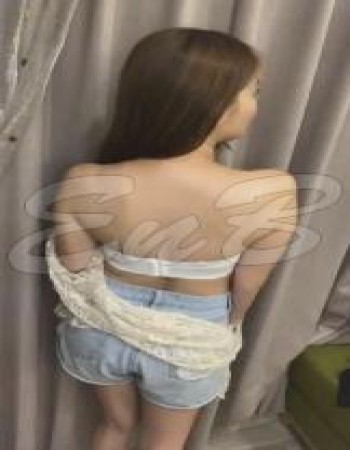 Yilia Mature Female Escort In Queensland